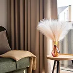 J7 Berzas 2bd With Terrace I Cohost Apartment