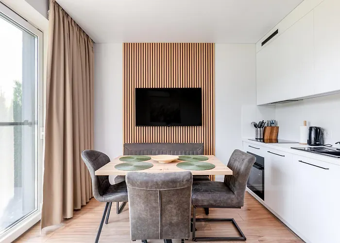 J7 Berzas 2bd With Terrace I Cohost *