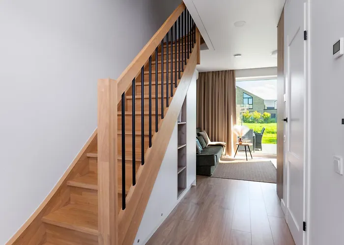 J7 Berzas 2bd With Terrace I Cohost