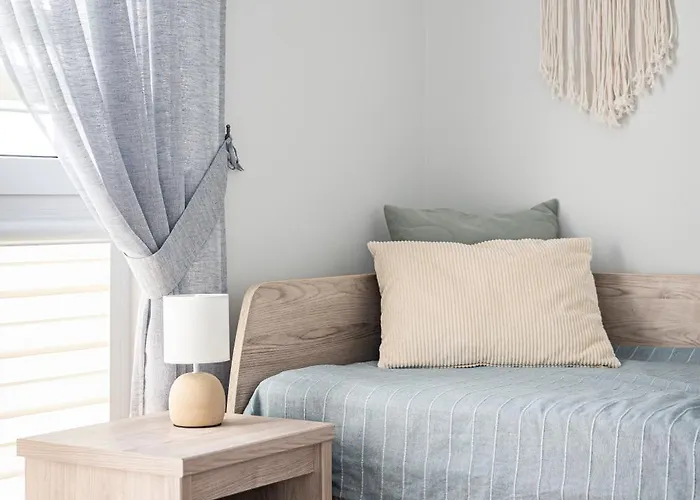 J7 Berzas 2bd With Terrace I Cohost *