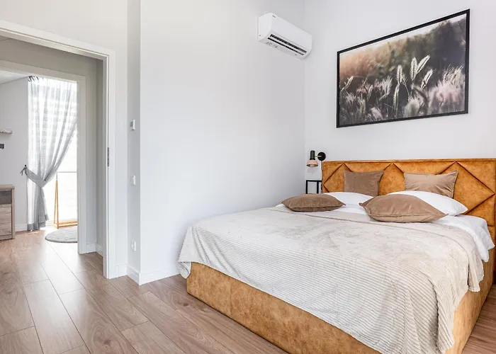 J7 Berzas 2bd With Terrace I Cohost *