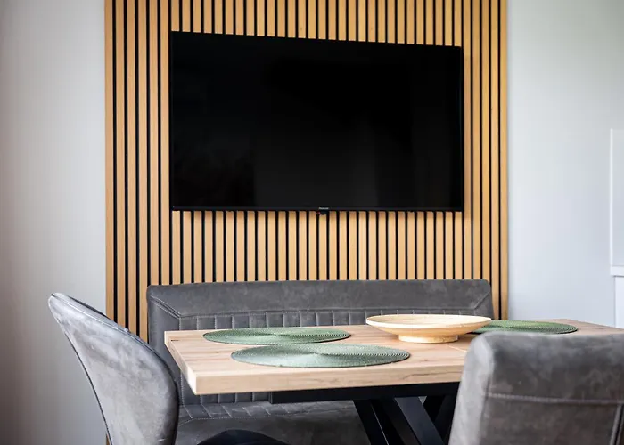 J7 Berzas 2bd With Terrace I Cohost Daire Palanga