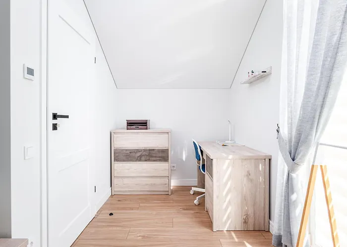 J7 Berzas 2bd With Terrace I Cohost Daire Palanga