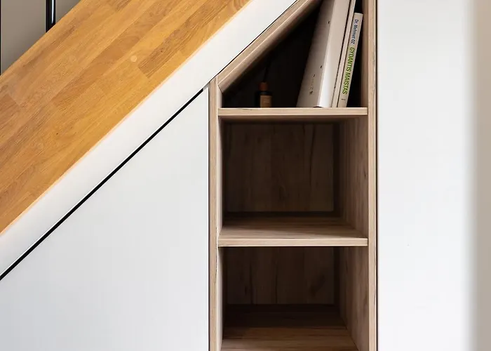 Daire J7 Berzas 2bd With Terrace I Cohost *